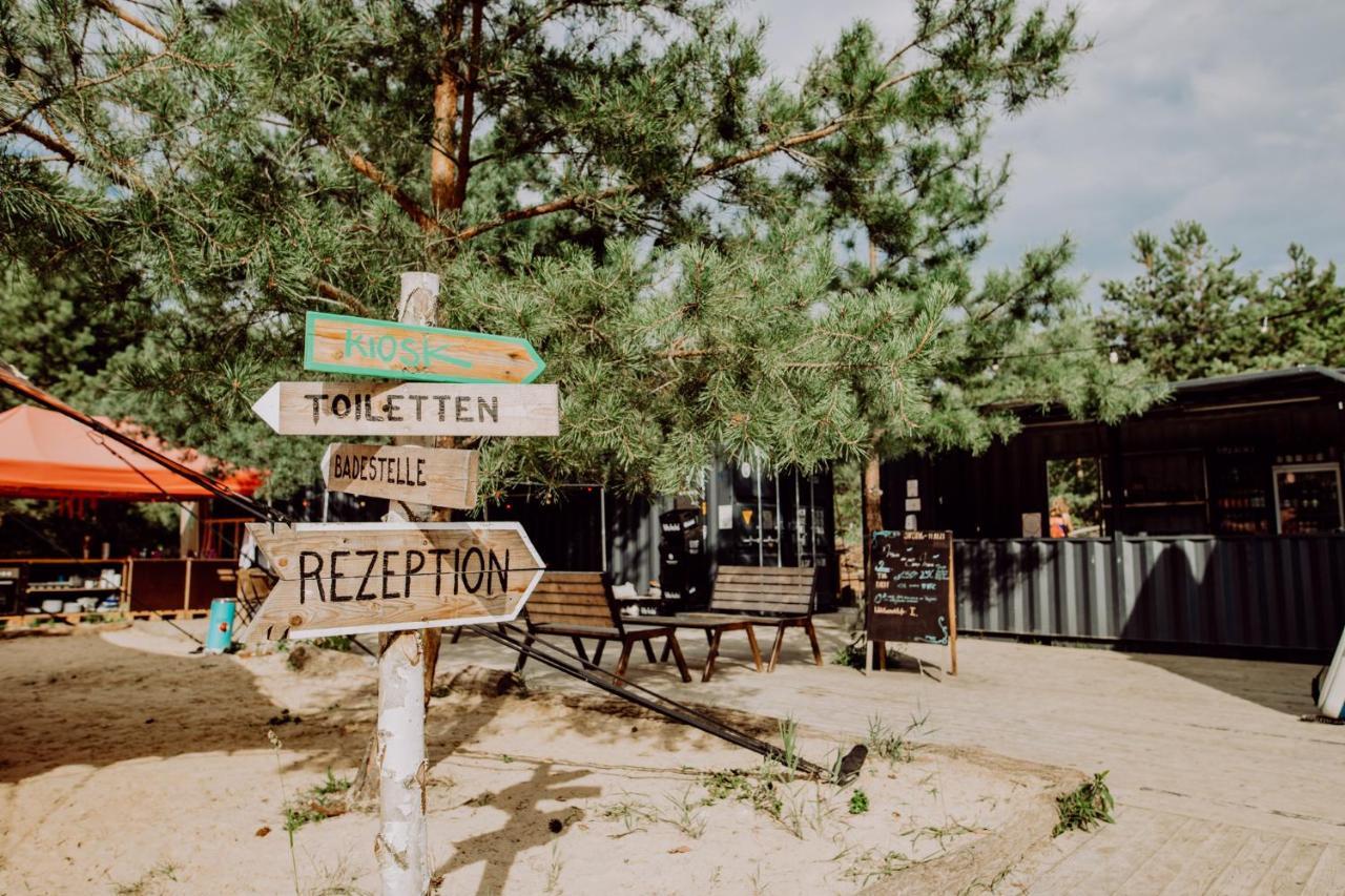Raus Und Gut Glamping Am Graebendorfer See Drebkau Exterior foto